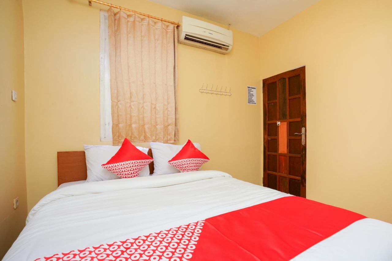 Oyo 2656 Az Zahra Residence Syariah Surabaia Exterior foto