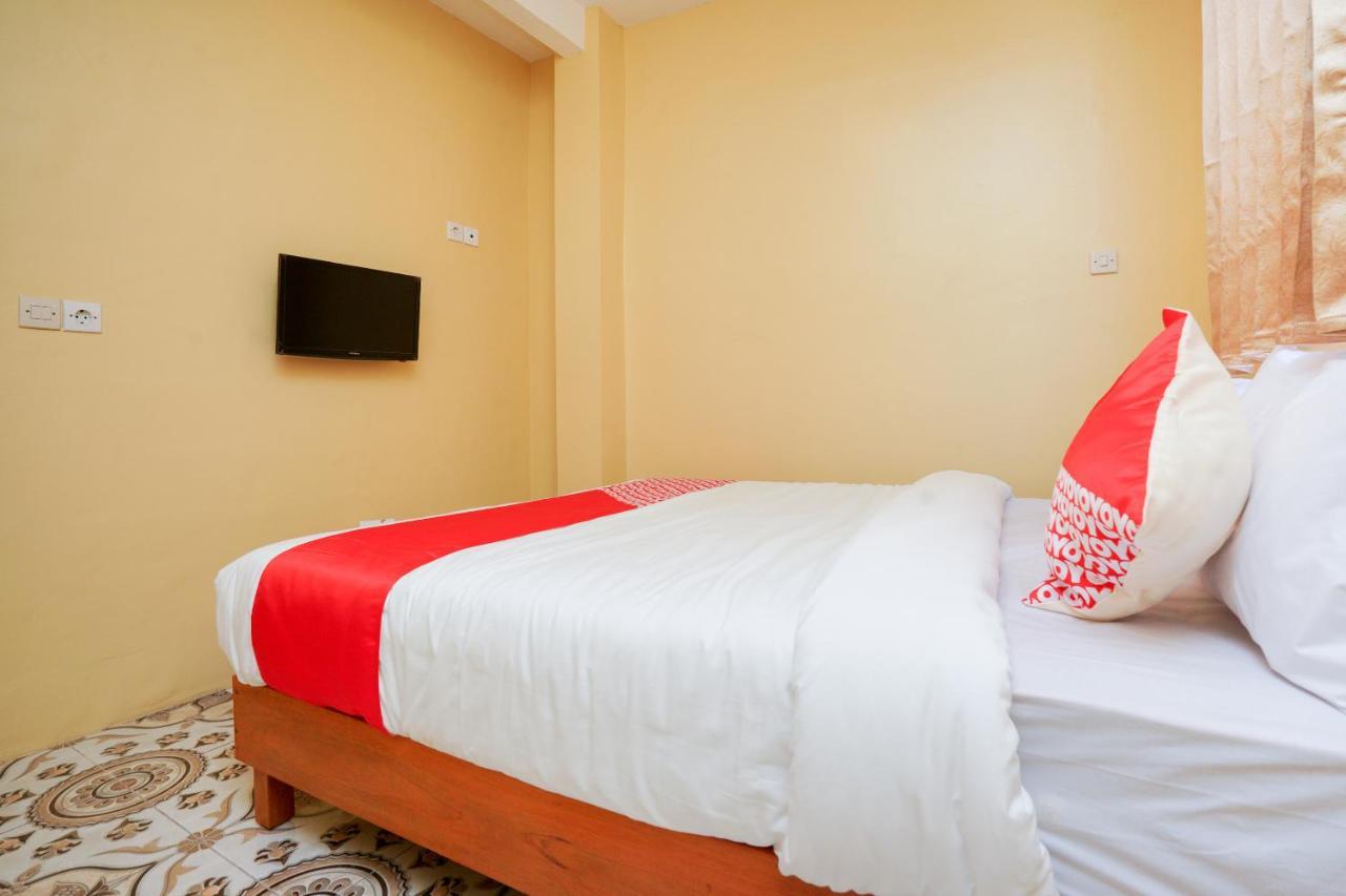Oyo 2656 Az Zahra Residence Syariah Surabaia Exterior foto